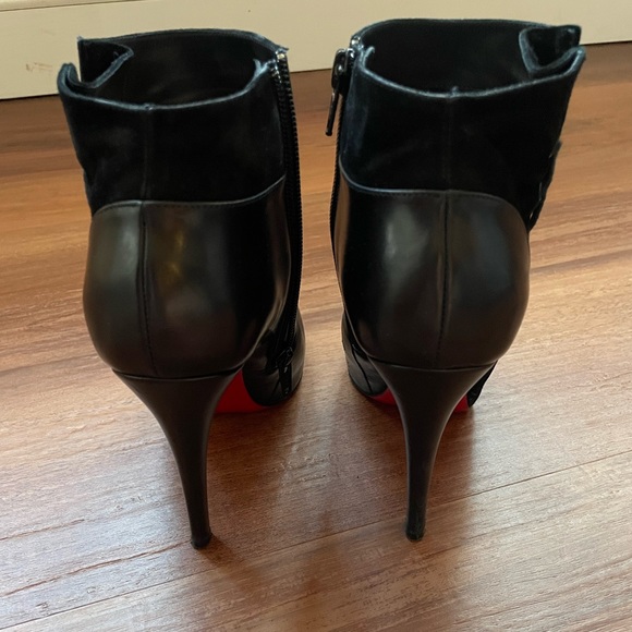 Christian Louboutin 36 1/2 - Picture 3 of 9